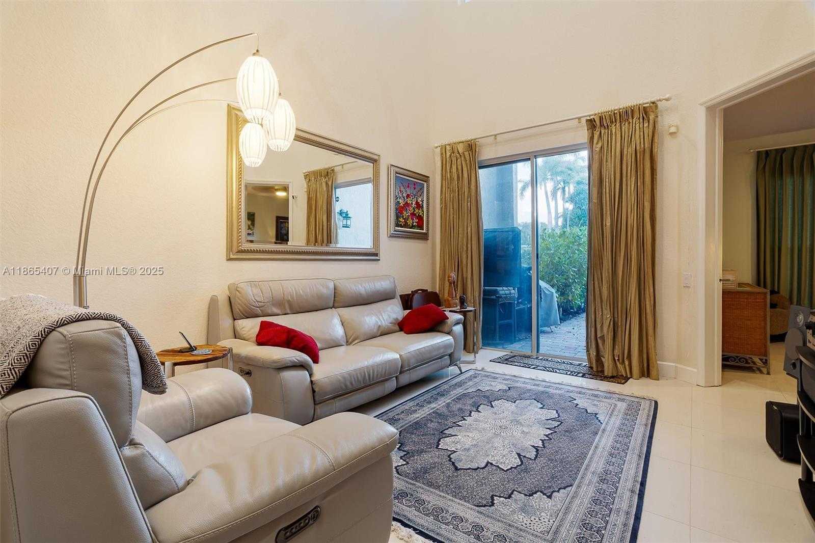 Small Image of 1384 HARBOR VIEW W, Hollywood Number 21