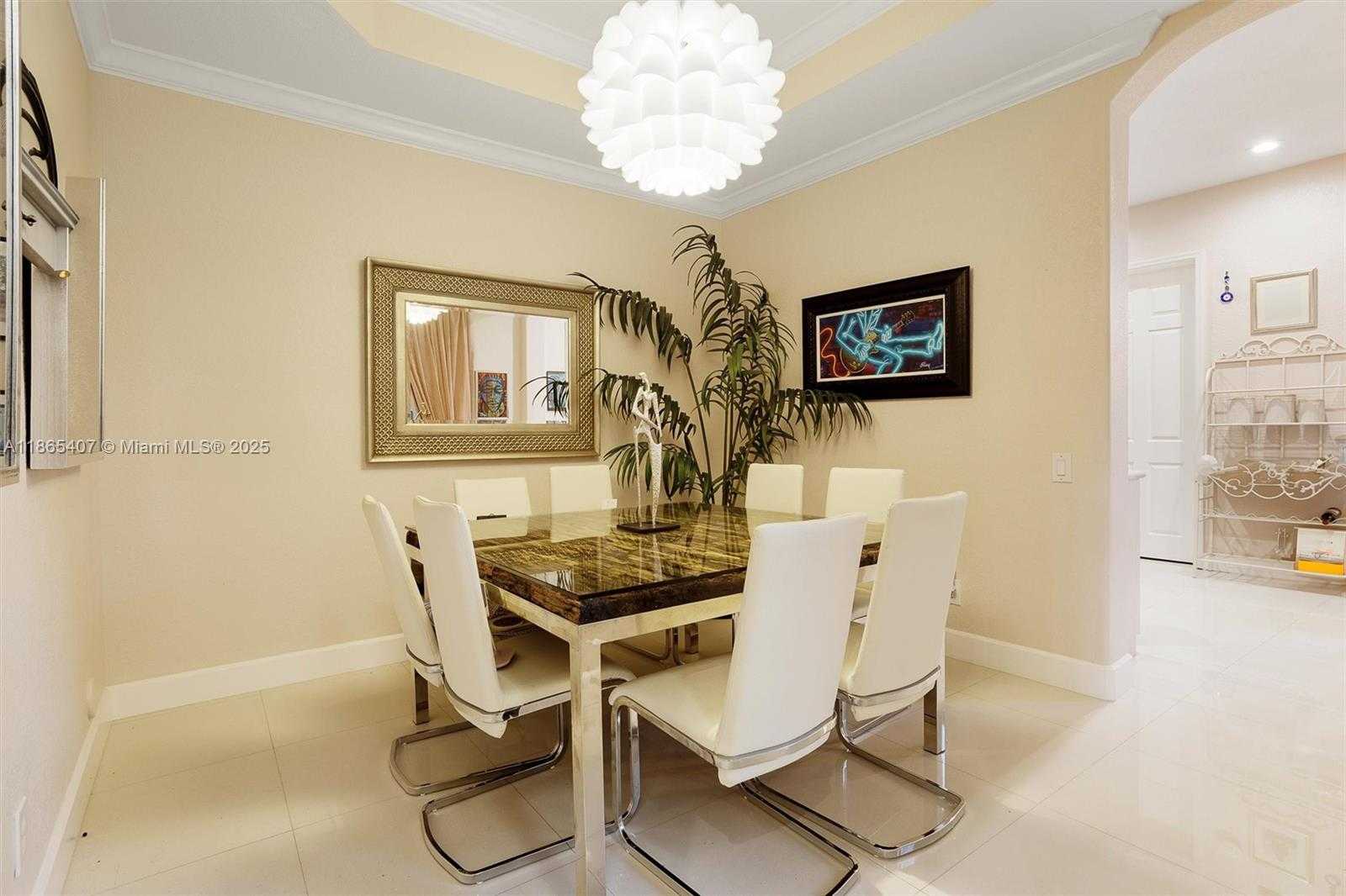 Small Image of 1384 HARBOR VIEW W, Hollywood Number 25
