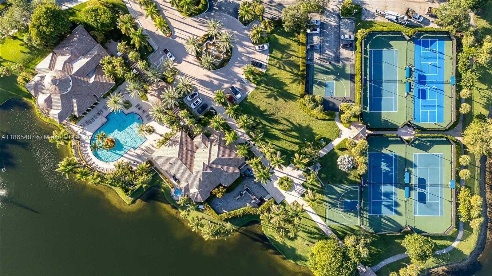 Small Image of 1384 HARBOR VIEW W, Hollywood Number 8