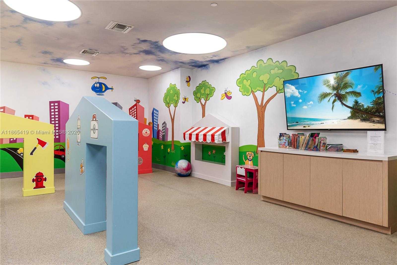 Small Image of 5350 NORTH WEST 84TH AVE #710, Doral Number 27