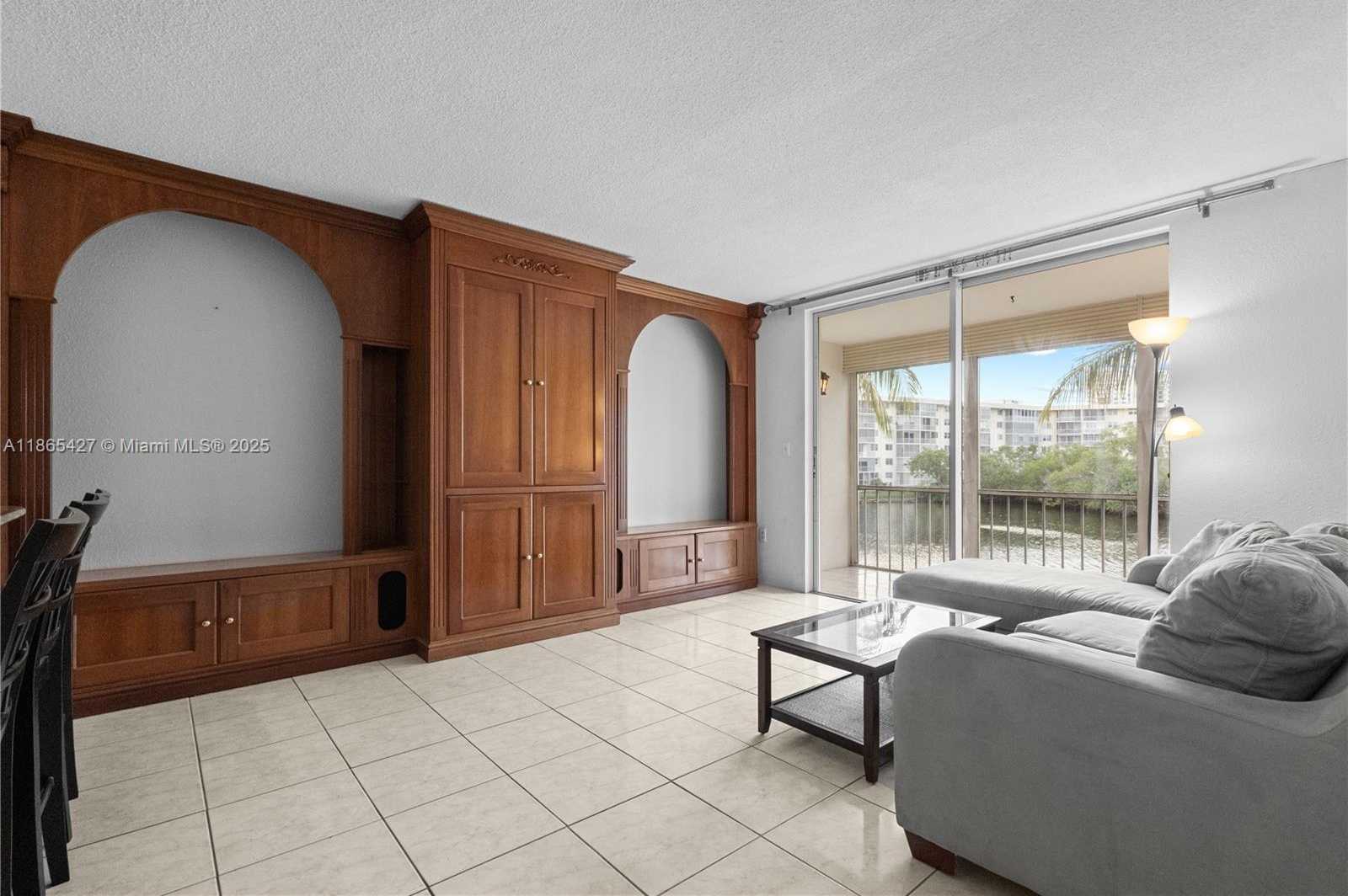 Small Image of 3030 MARCOS DR #T203, Aventura Number 9