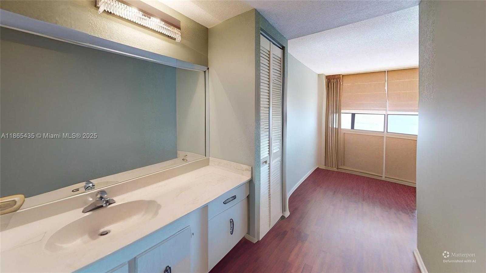 Small Image of 600 THREE ISLANDS BLVD #607, Hallandale Beach Number 21
