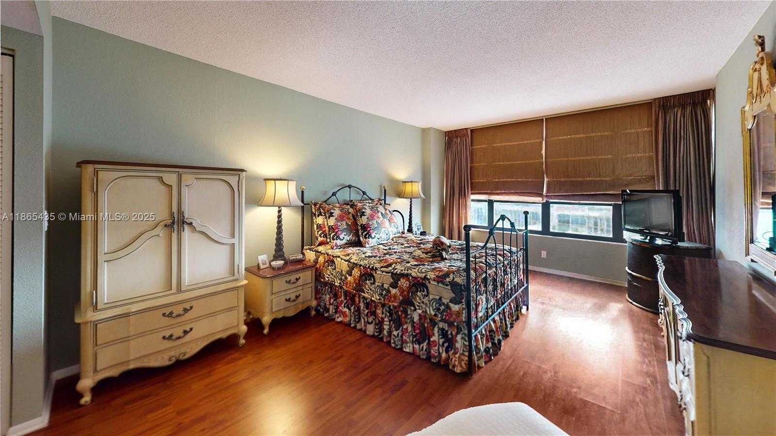 Small Image of 600 THREE ISLANDS BLVD #607, Hallandale Beach Number 44