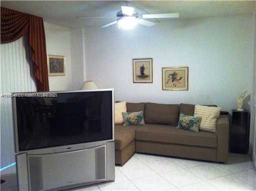 Small Image of 20500 E Country Club Dr, Aventura, FL 33180, USA Number 6