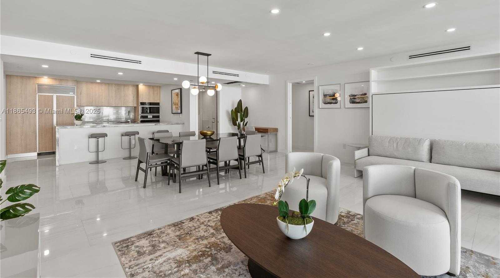 Small Image of 1500 OCEAN DRIVE #1003, Miami Beach Number 35