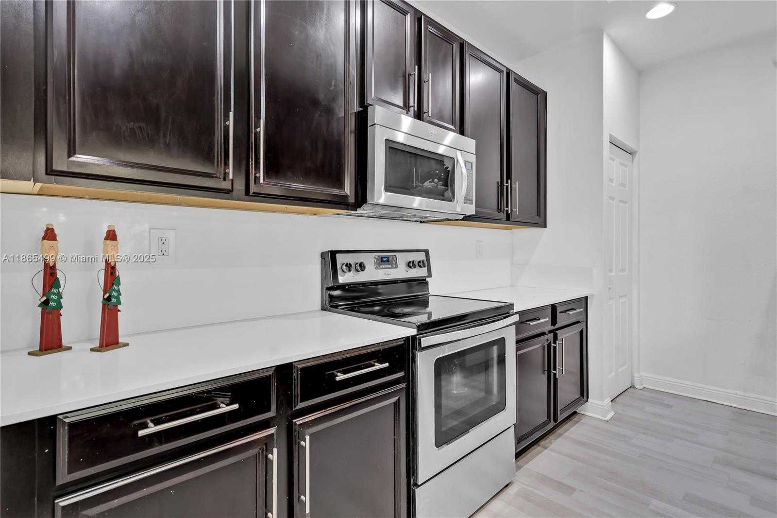 Small Image of 14749 SOUTH WEST 9TH ST #3110, Pembroke Pines Number 4