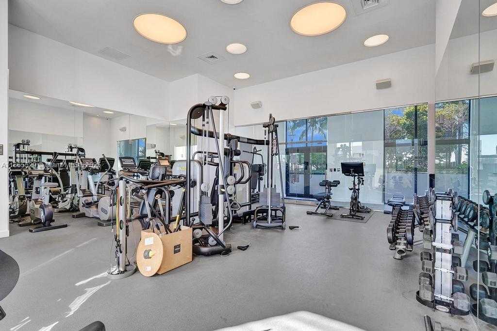 Small Image of 1000 VENETIAN WAY #TH101, Miami Number 22