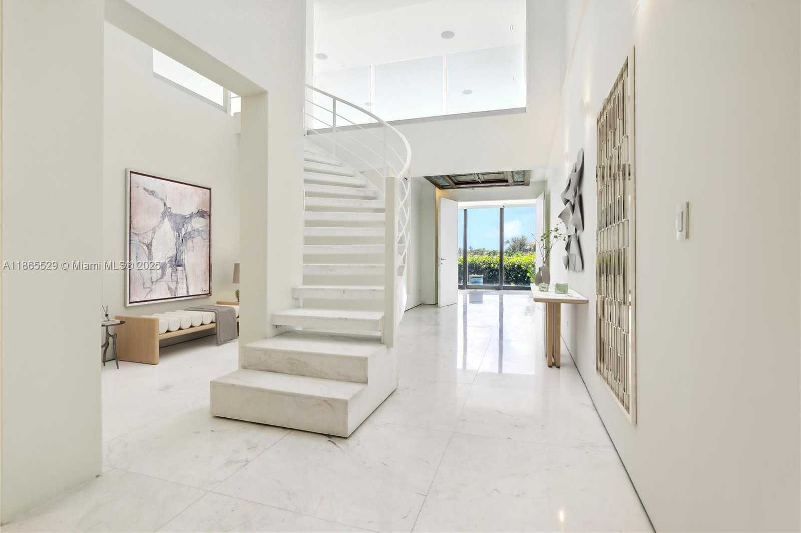 Small Image of 1000 VENETIAN WAY #TH101, Miami Number 4