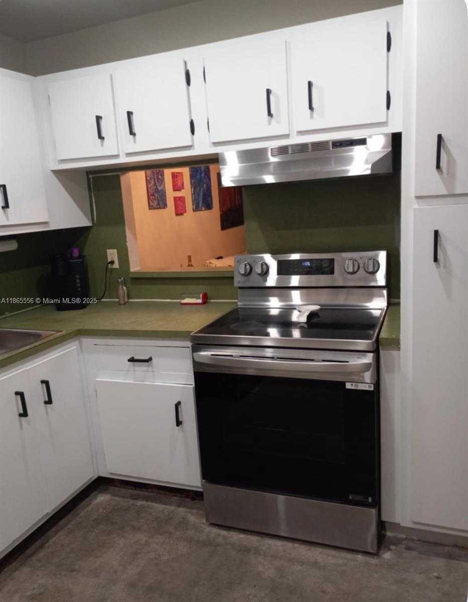 Small Image of 3100 HOLIDAY SPRINGS BLVD #107, Margate Number 3