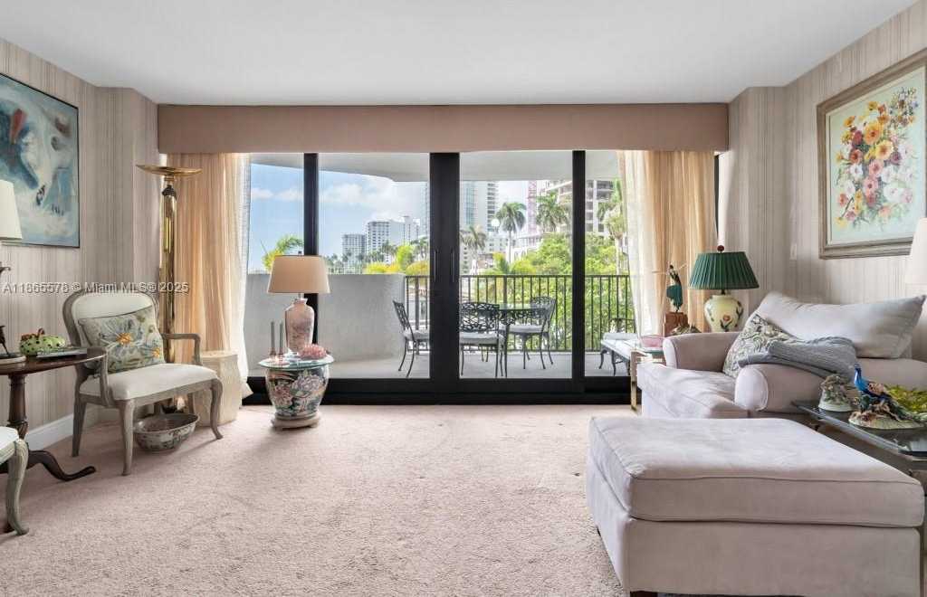 Small Image of 1200 SOUTH FLAGLER DR #206, West Palm Beach Number 11