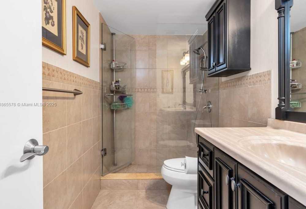 Small Image of 1200 SOUTH FLAGLER DR #206, West Palm Beach Number 16