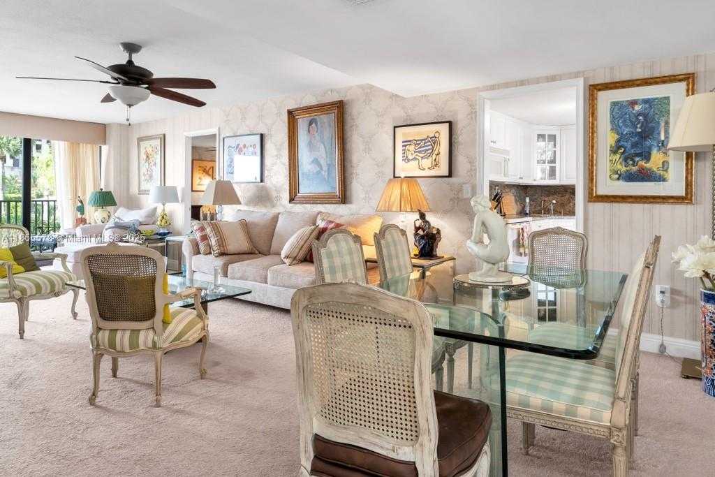 Small Image of 1200 SOUTH FLAGLER DR #206, West Palm Beach Number 2