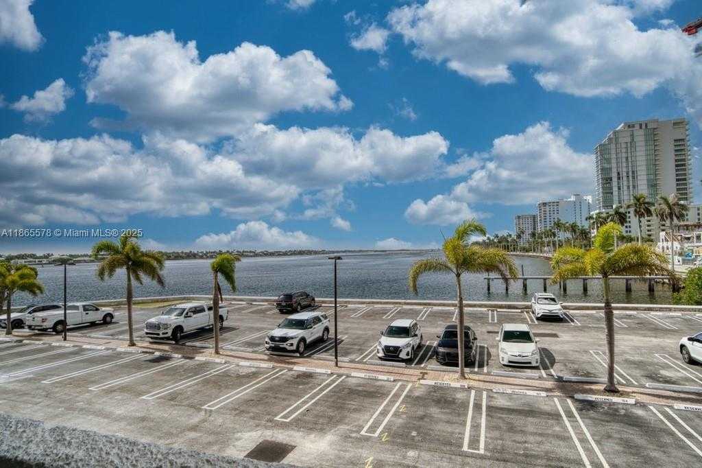 Small Image of 1200 SOUTH FLAGLER DR #206, West Palm Beach Number 26