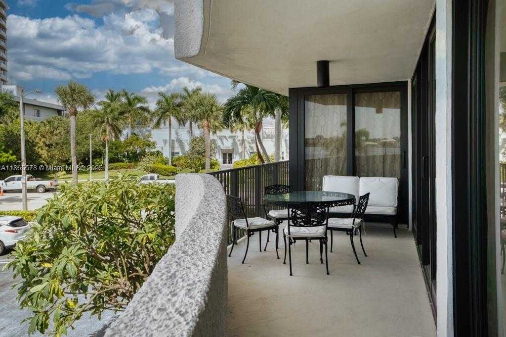 Small Image of 1200 SOUTH FLAGLER DR #206, West Palm Beach Number 27
