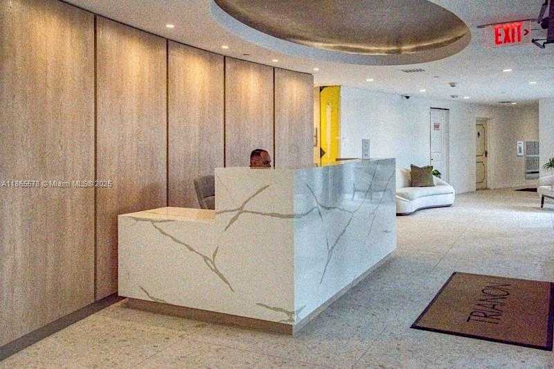 Small Image of 1200 SOUTH FLAGLER DR #206, West Palm Beach Number 30