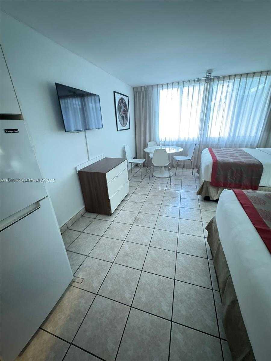 Small Image of 19201 COLLINS AVE #801, Sunny Isles Beach Number 3
