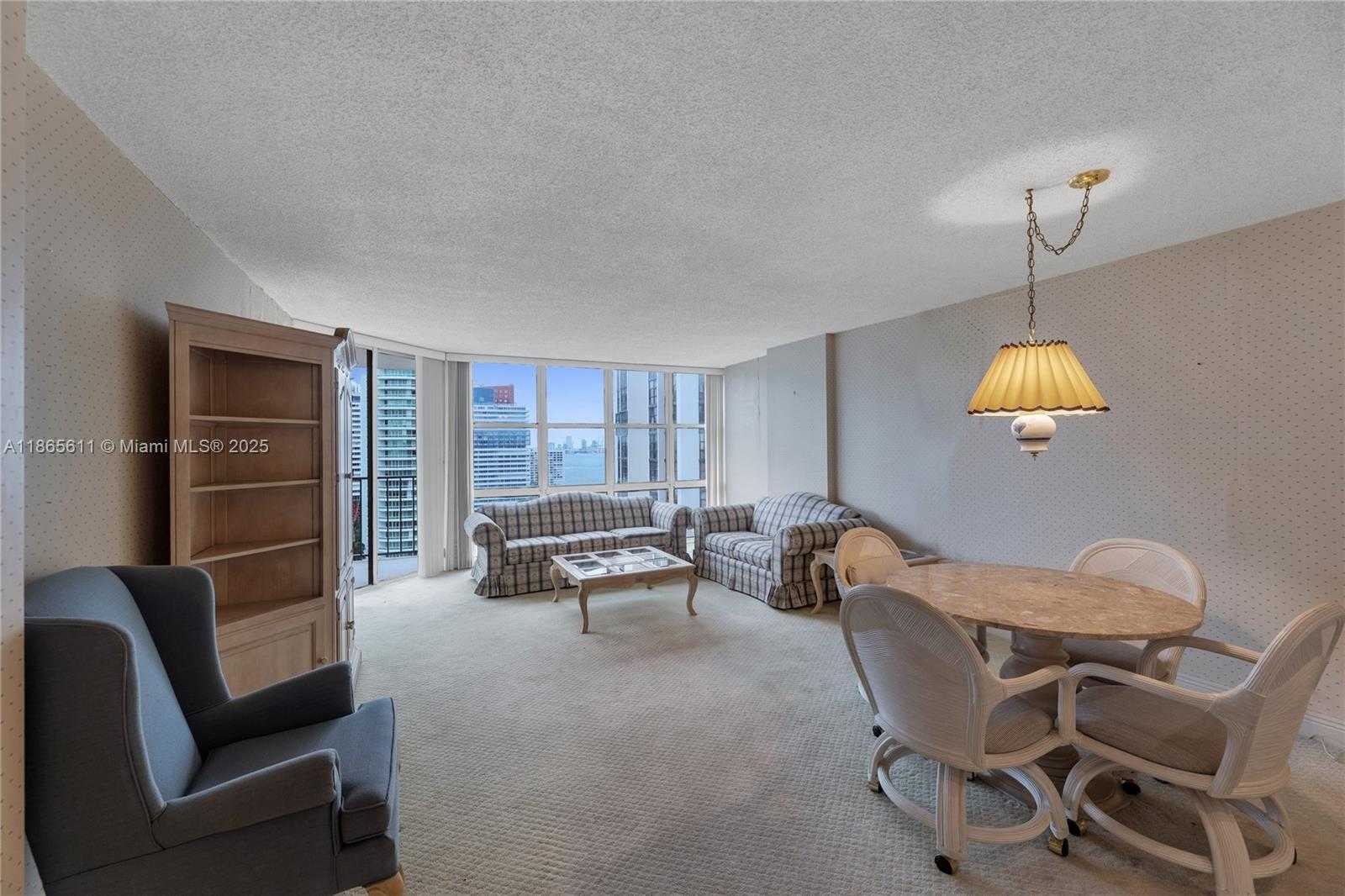 Small Image of 1901 BRICKELL AVE #B1912, Miami Number 13