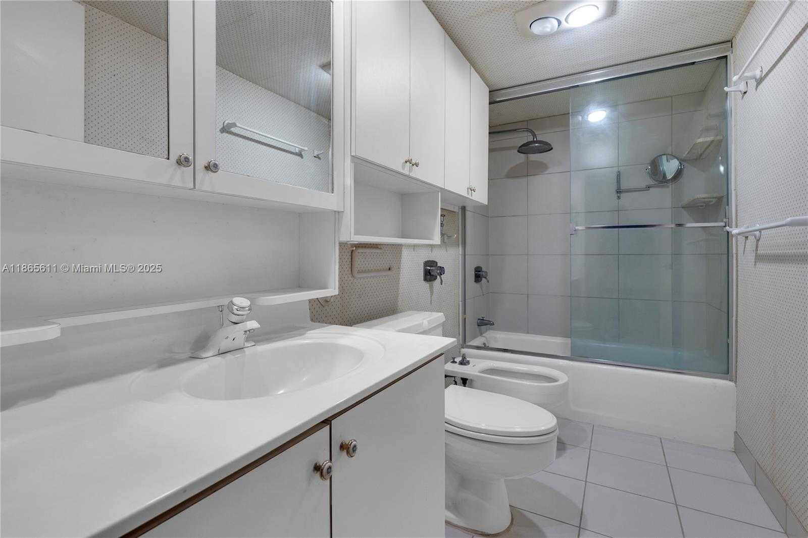 Small Image of 1901 BRICKELL AVE #B1912, Miami Number 23