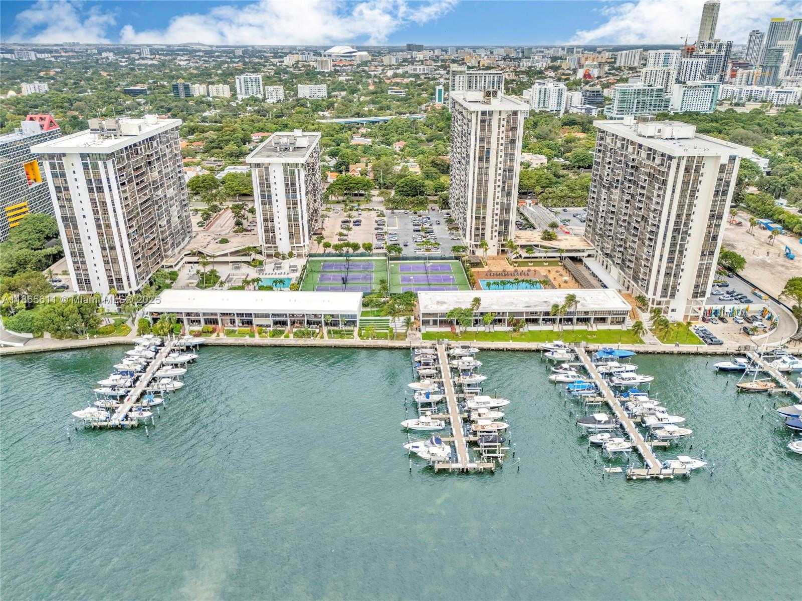 Small Image of 1901 BRICKELL AVE #B1912, Miami Number 45