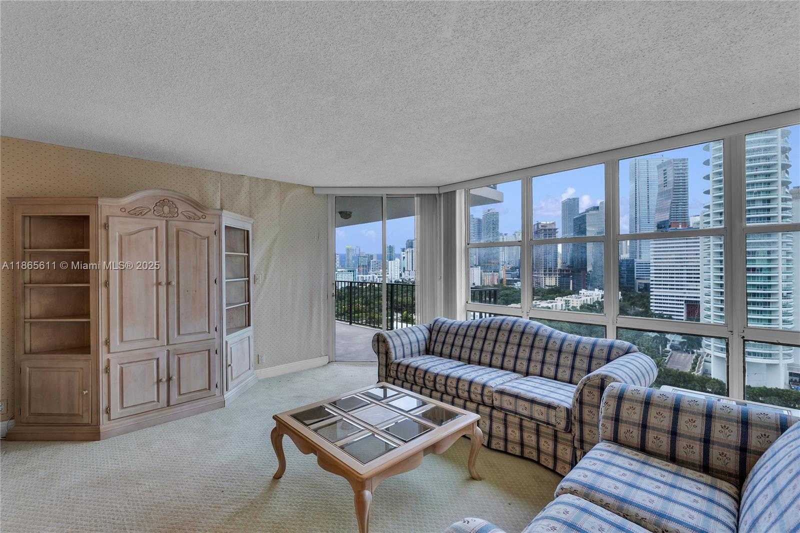 Small Image of 1901 BRICKELL AVE #B1912, Miami Number 9