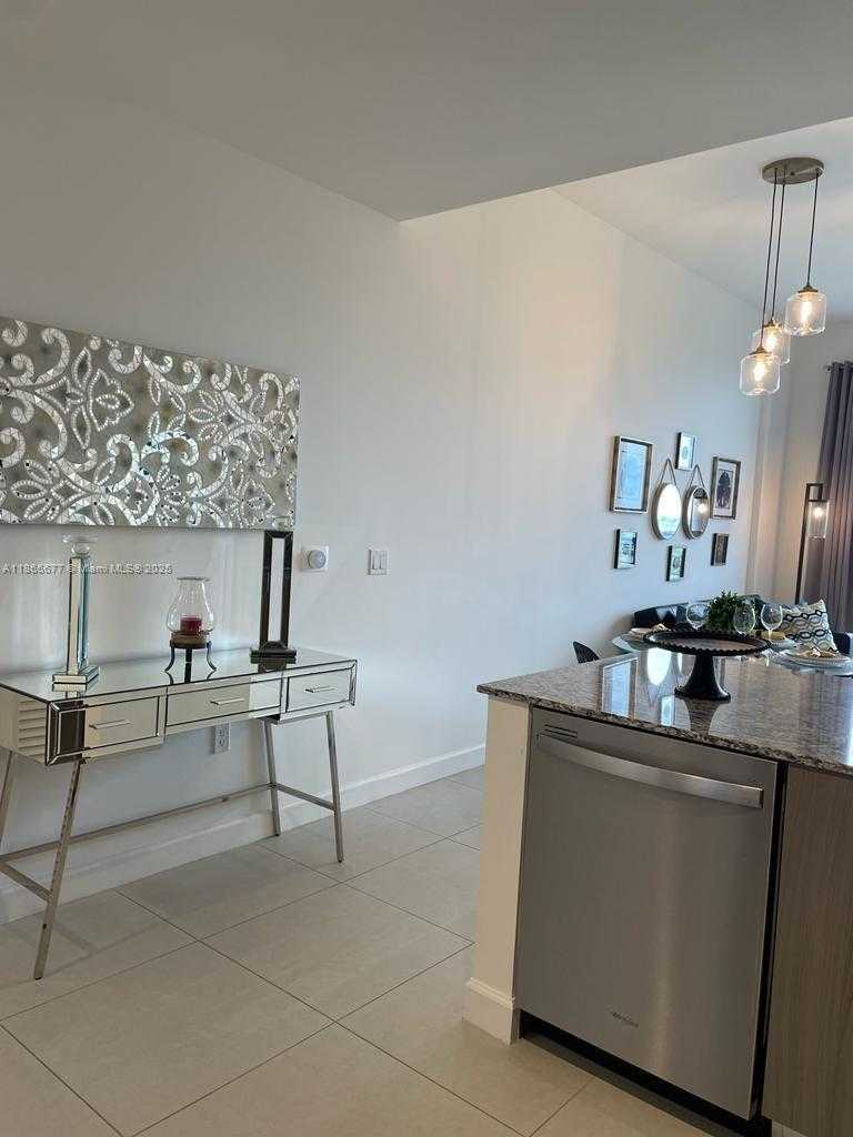 Small Image of 5350 NORTH WEST 84TH AVE #1911, Doral Number 5