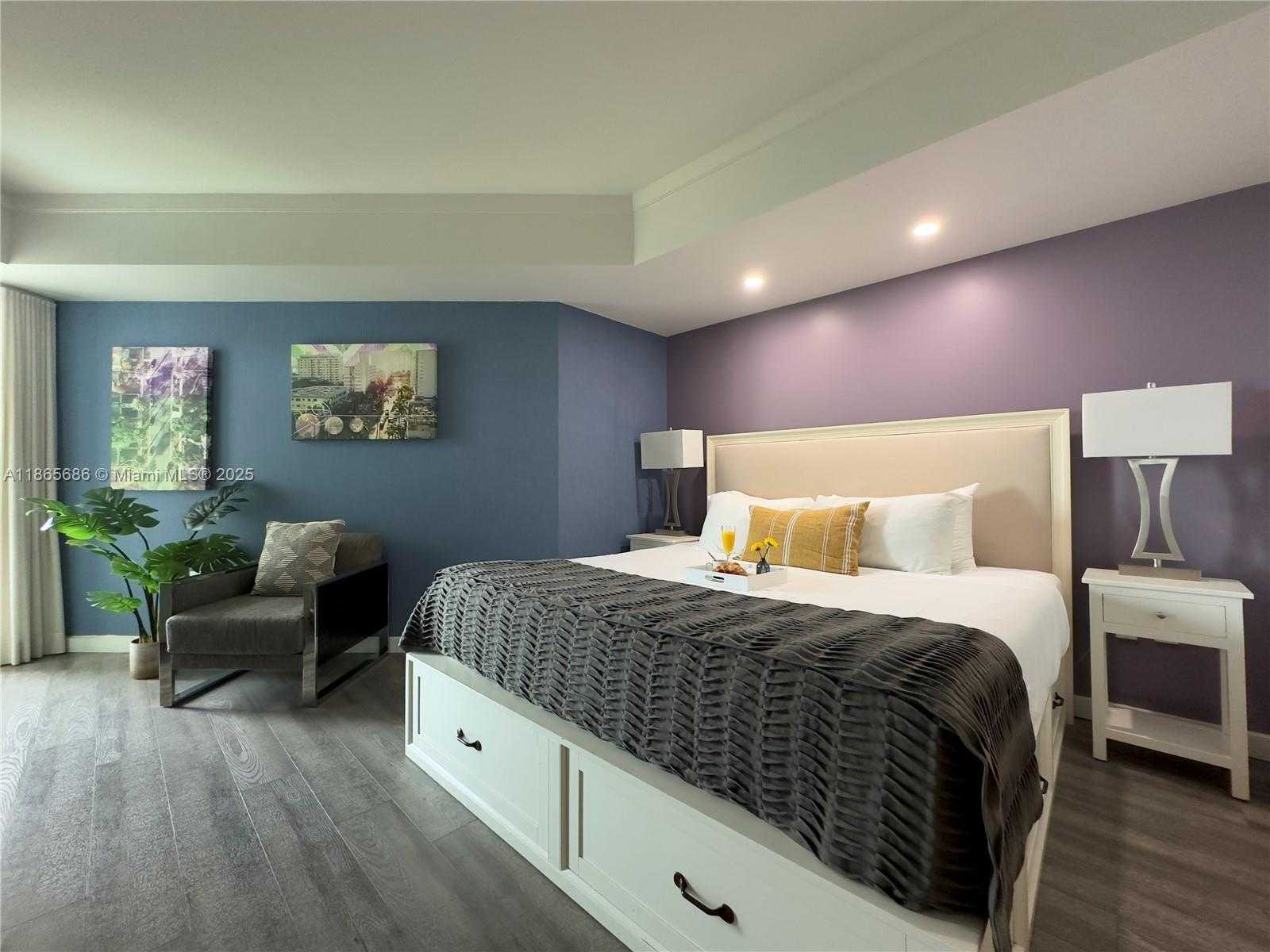 Small Image of 2889 MCFARLANE RD #1406, Miami Number 21