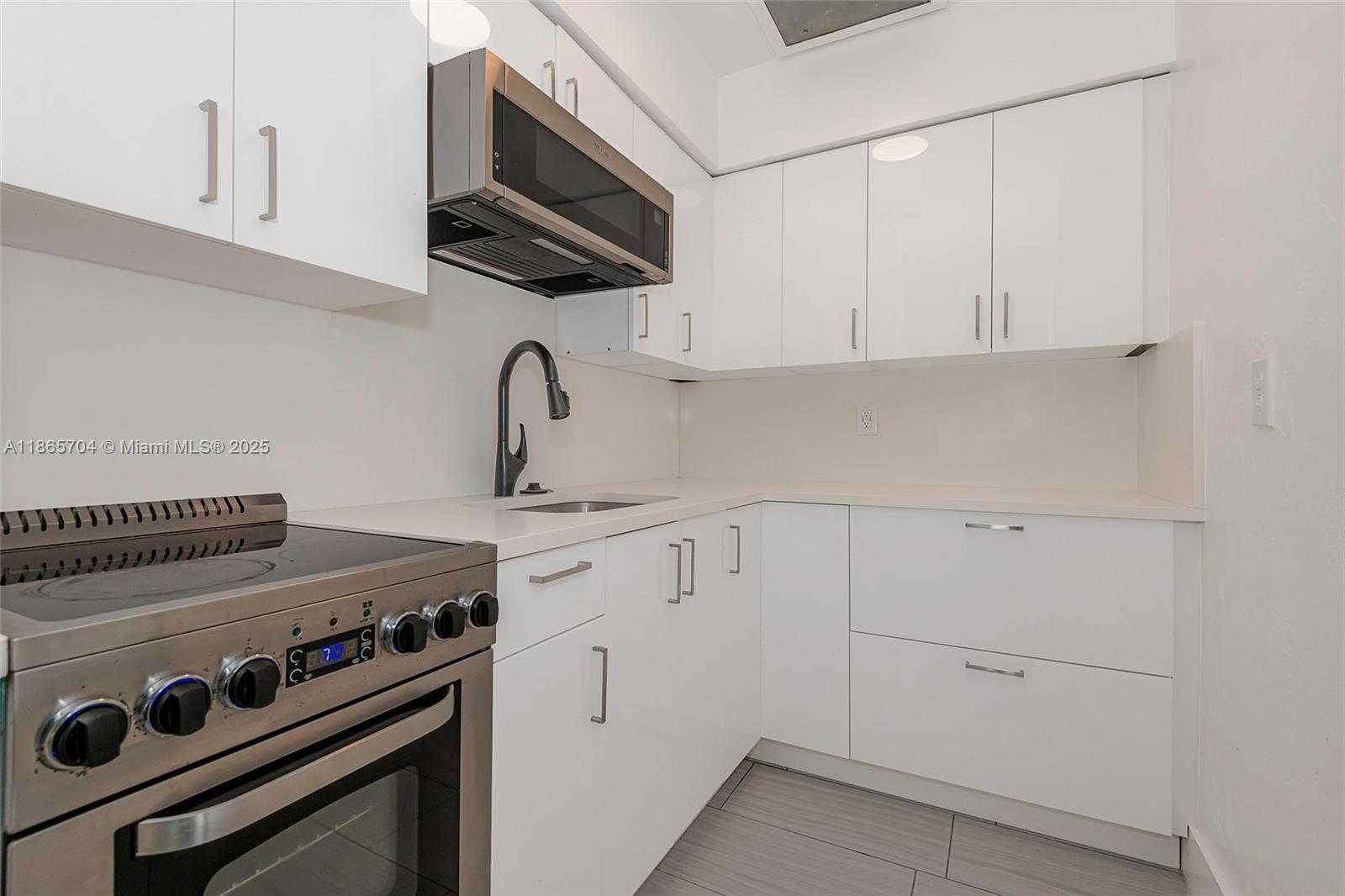 Small Image of 2901 POLK ST #10, Hollywood Number 13