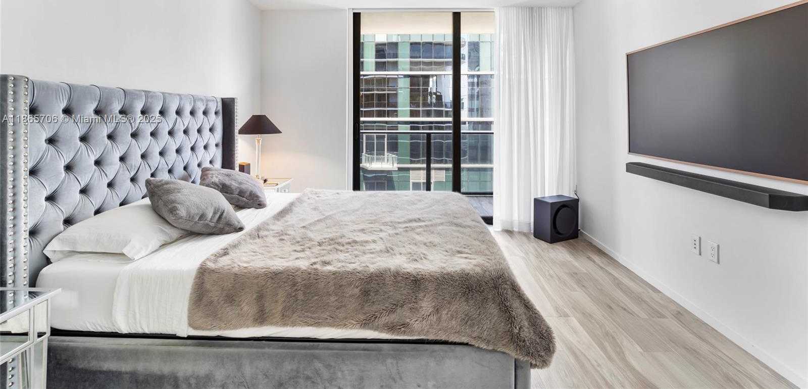 Small Image of 801 SOUTH MIAMI AVE #4405, Miami Number 20