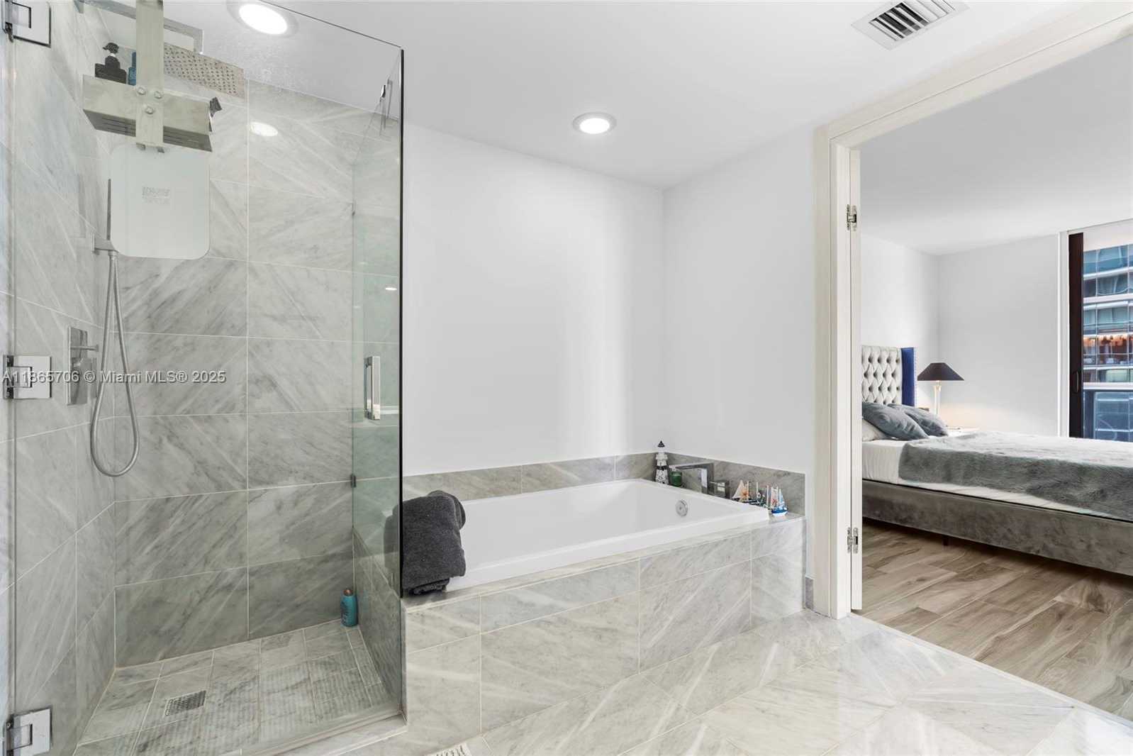 Small Image of 801 SOUTH MIAMI AVE #4405, Miami Number 24