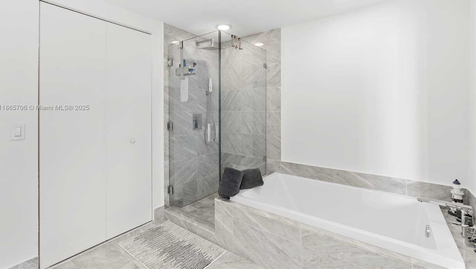 Small Image of 801 SOUTH MIAMI AVE #4405, Miami Number 27