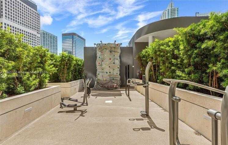 Small Image of 801 SOUTH MIAMI AVE #4405, Miami Number 53