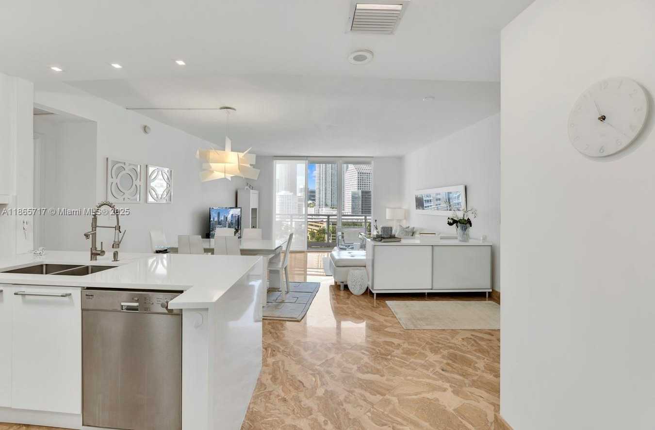 Small Image of 901 BRICKELL KEY BLVD #1409, Miami Number 11