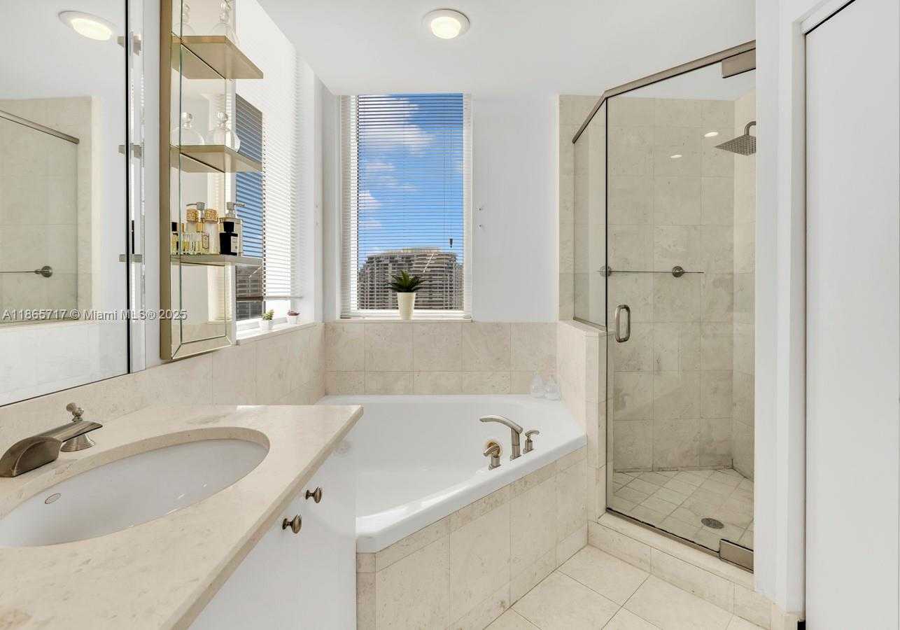 Small Image of 901 BRICKELL KEY BLVD #1409, Miami Number 20
