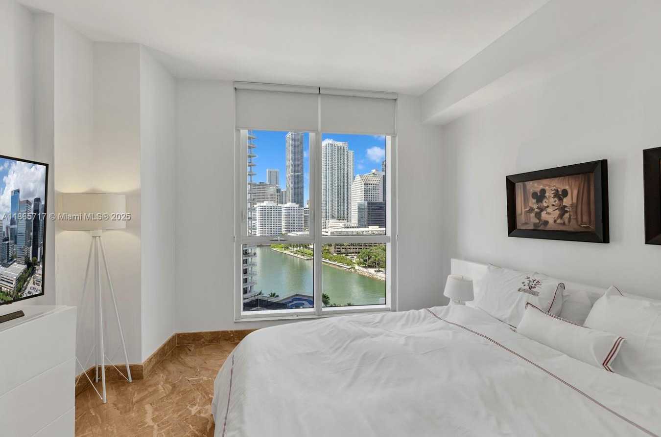 Small Image of 901 BRICKELL KEY BLVD #1409, Miami Number 23