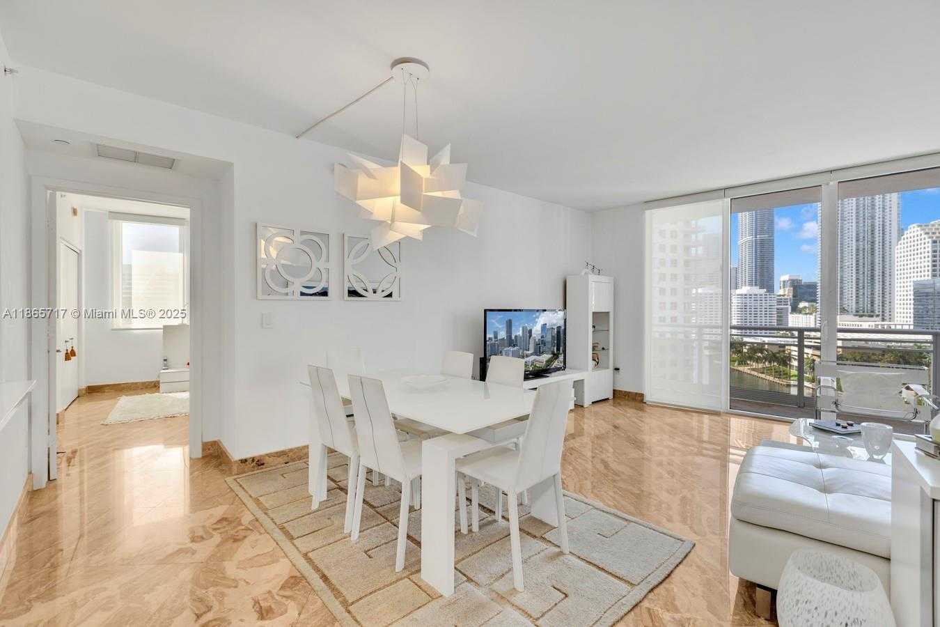 Small Image of 901 BRICKELL KEY BLVD #1409, Miami Number 7