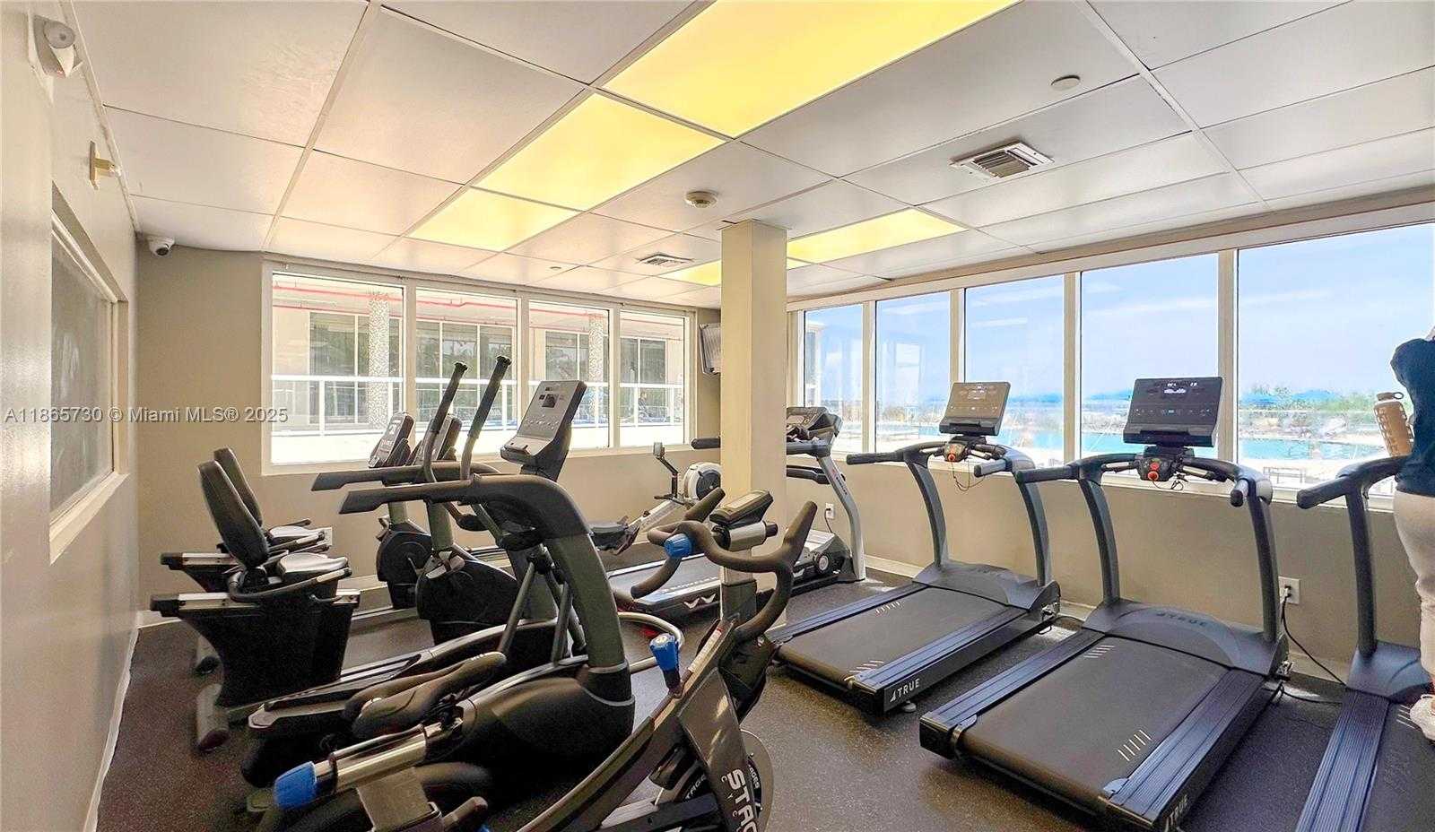 Small Image of 19201 COLLINS AVE #510, Sunny Isles Beach Number 38