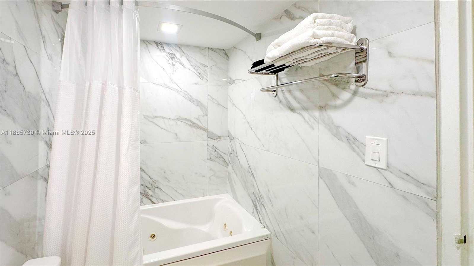 Small Image of 19201 COLLINS AVE #510, Sunny Isles Beach Number 7