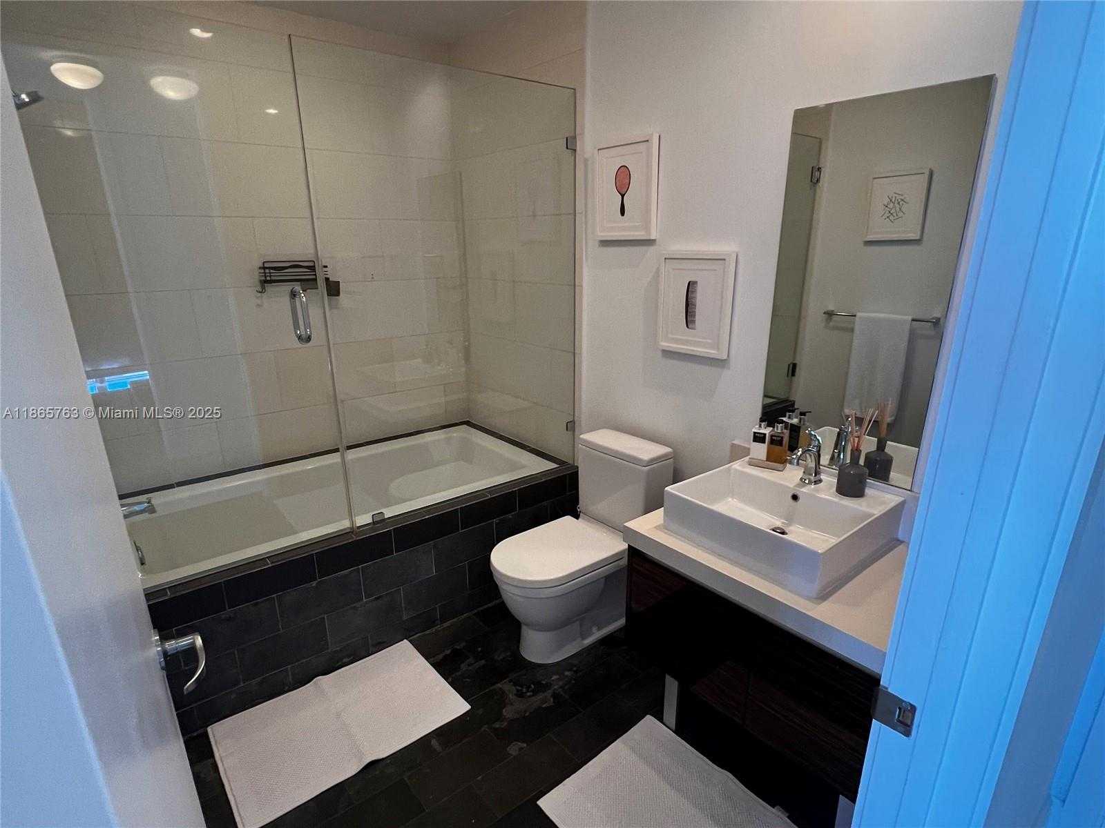 Small Image of 1100 BISCAYNE BLVD #1706, Miami Number 10
