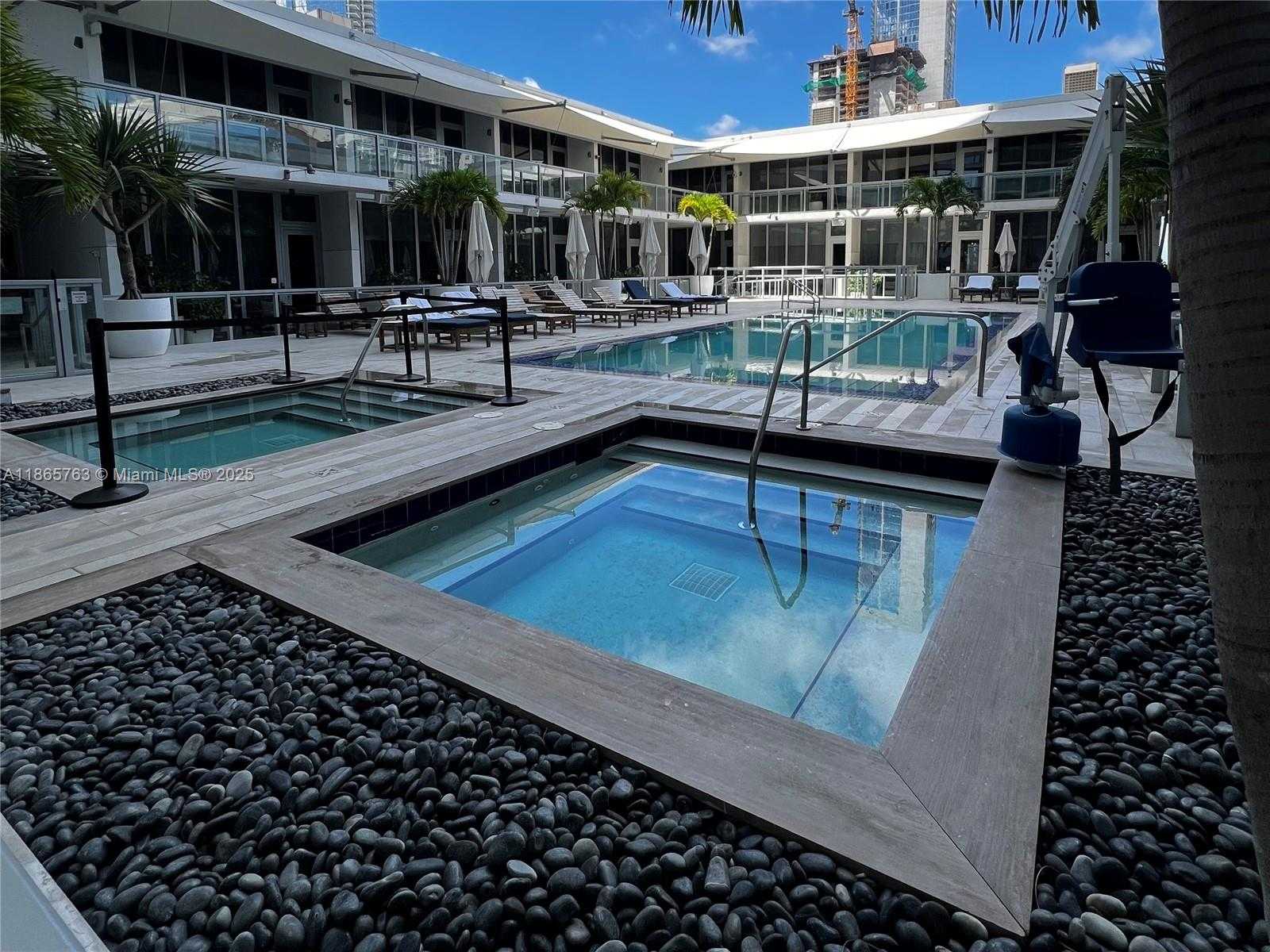 Small Image of 1100 BISCAYNE BLVD #1706, Miami Number 16