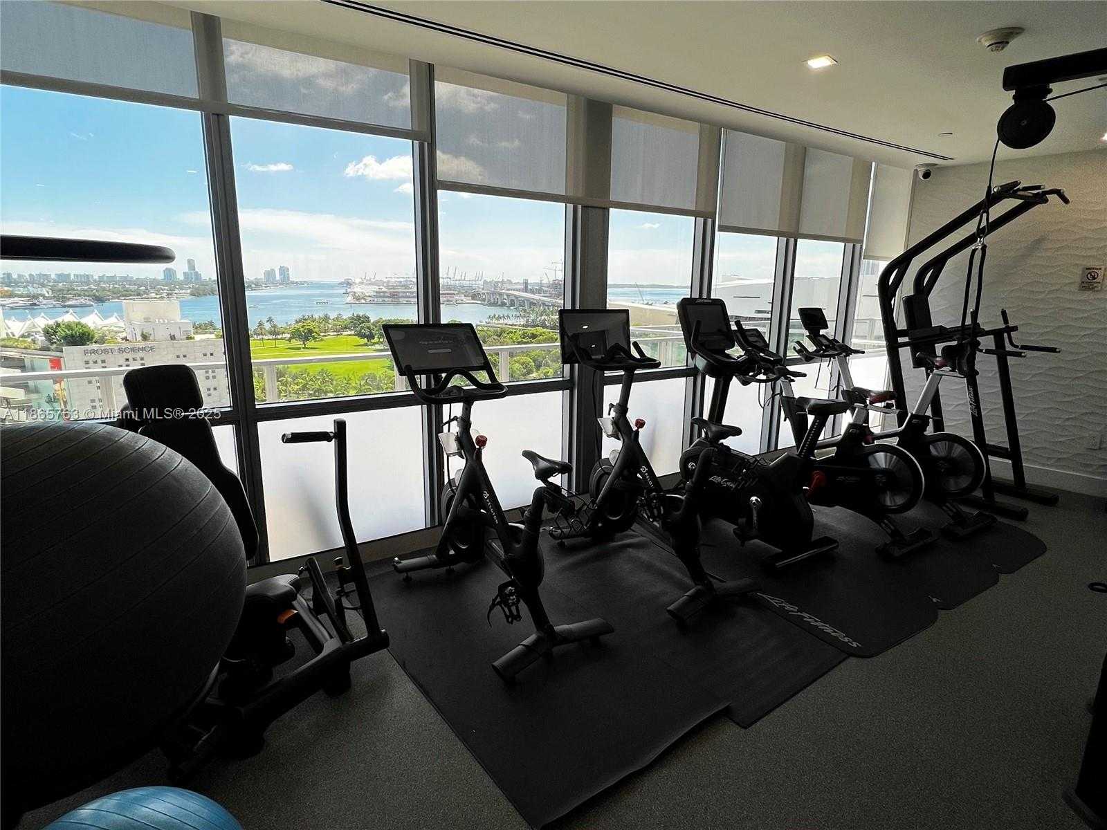 Small Image of 1100 BISCAYNE BLVD #1706, Miami Number 18