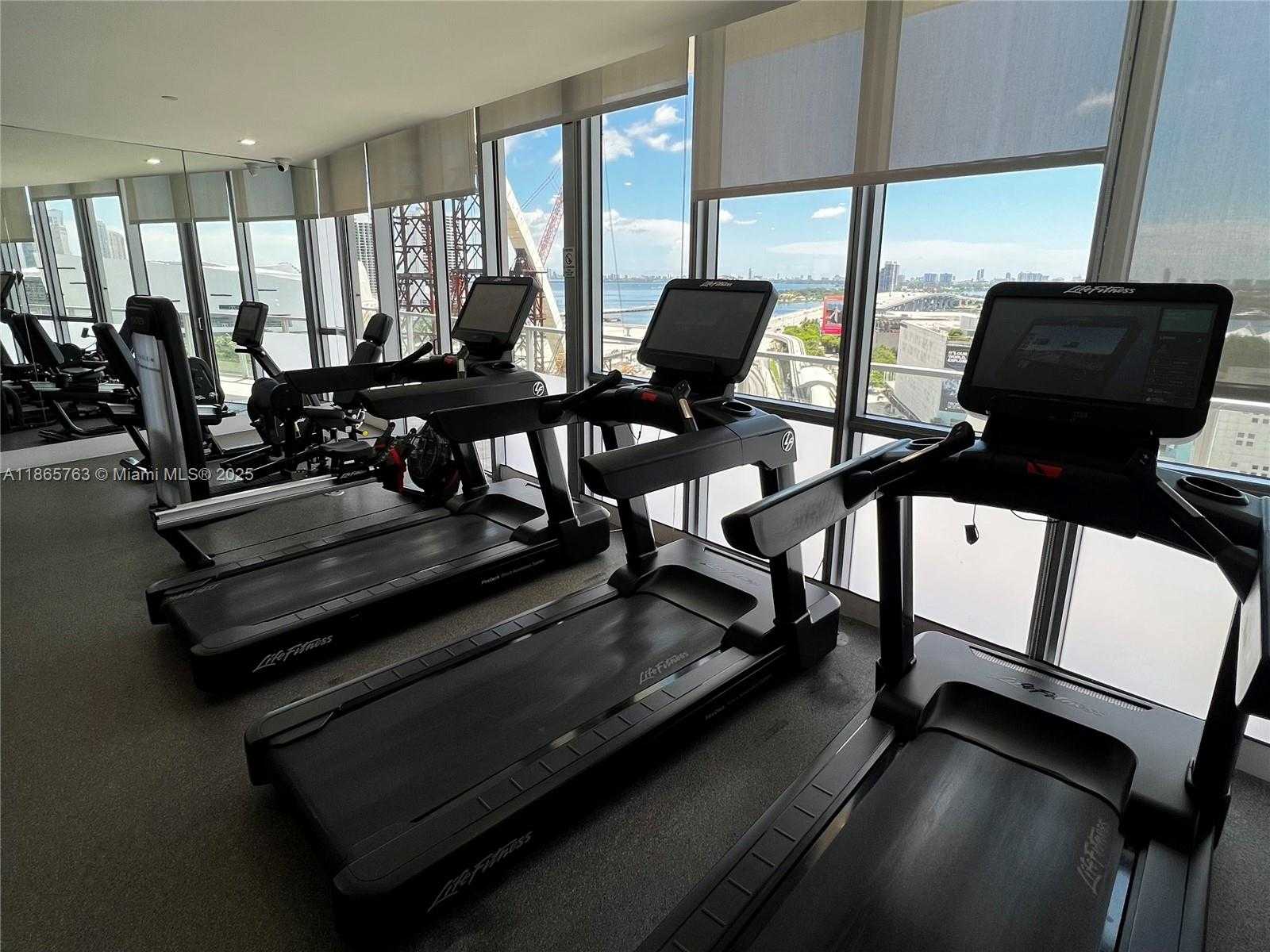 Small Image of 1100 BISCAYNE BLVD #1706, Miami Number 19