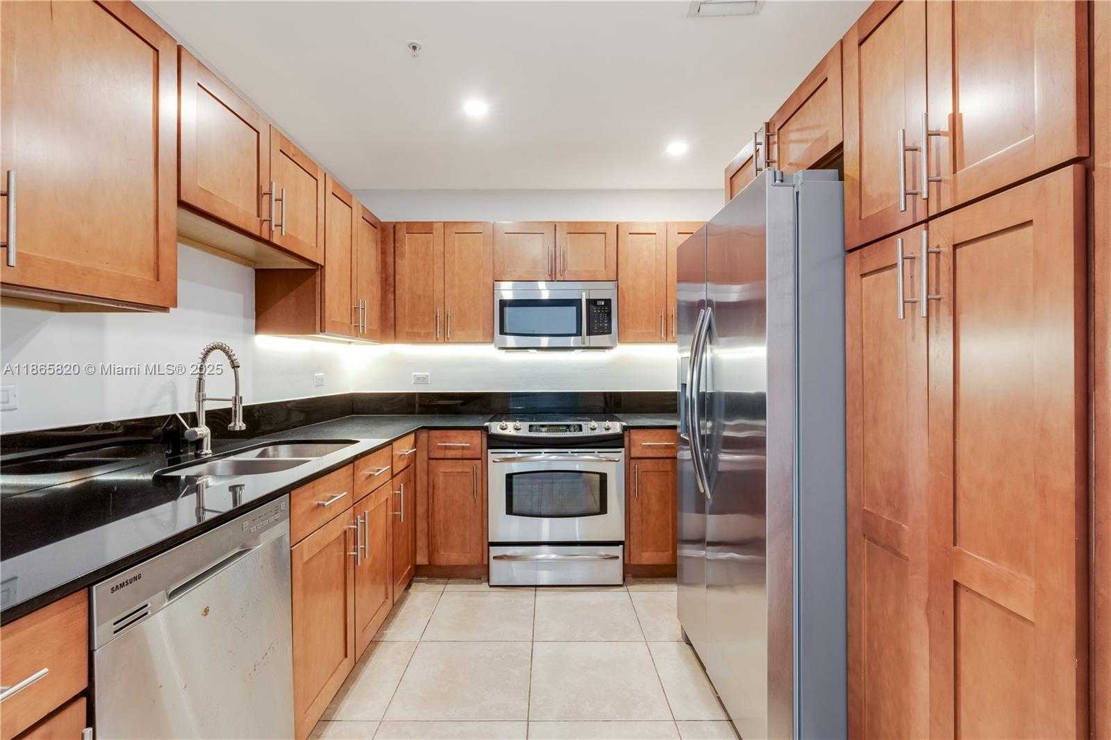 Small Image of 8395 SOUTH WEST 73RD AVE #517, Miami Number 5