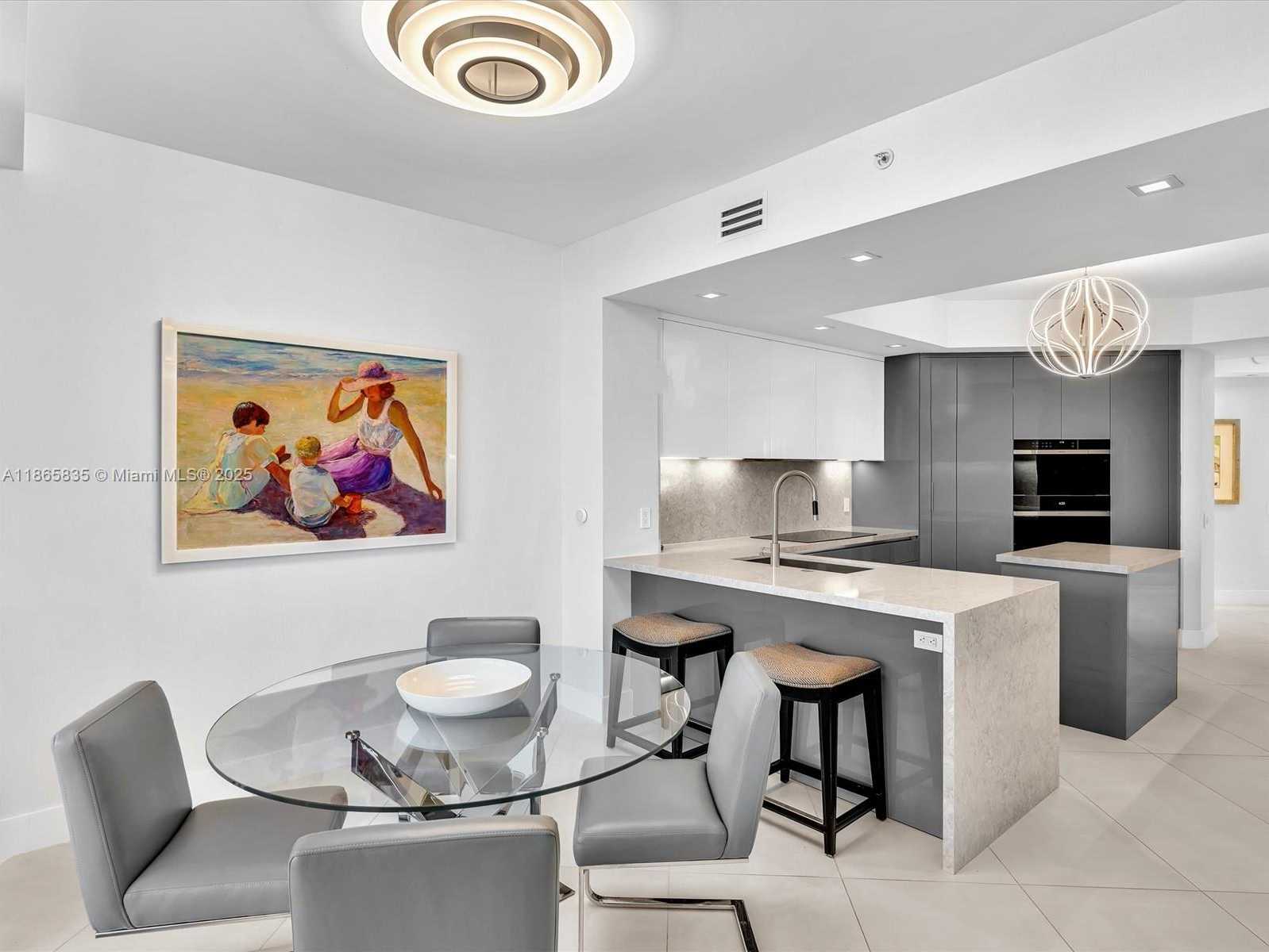 Small Image of 21200 POINT PL #1503, Aventura Number 23