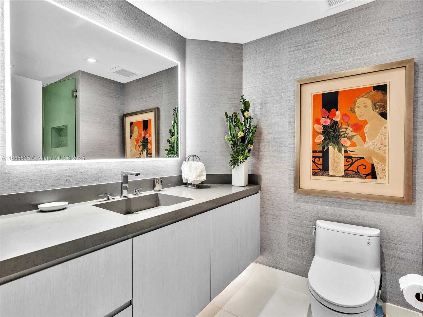 Small Image of 21200 POINT PL #1503, Aventura Number 44