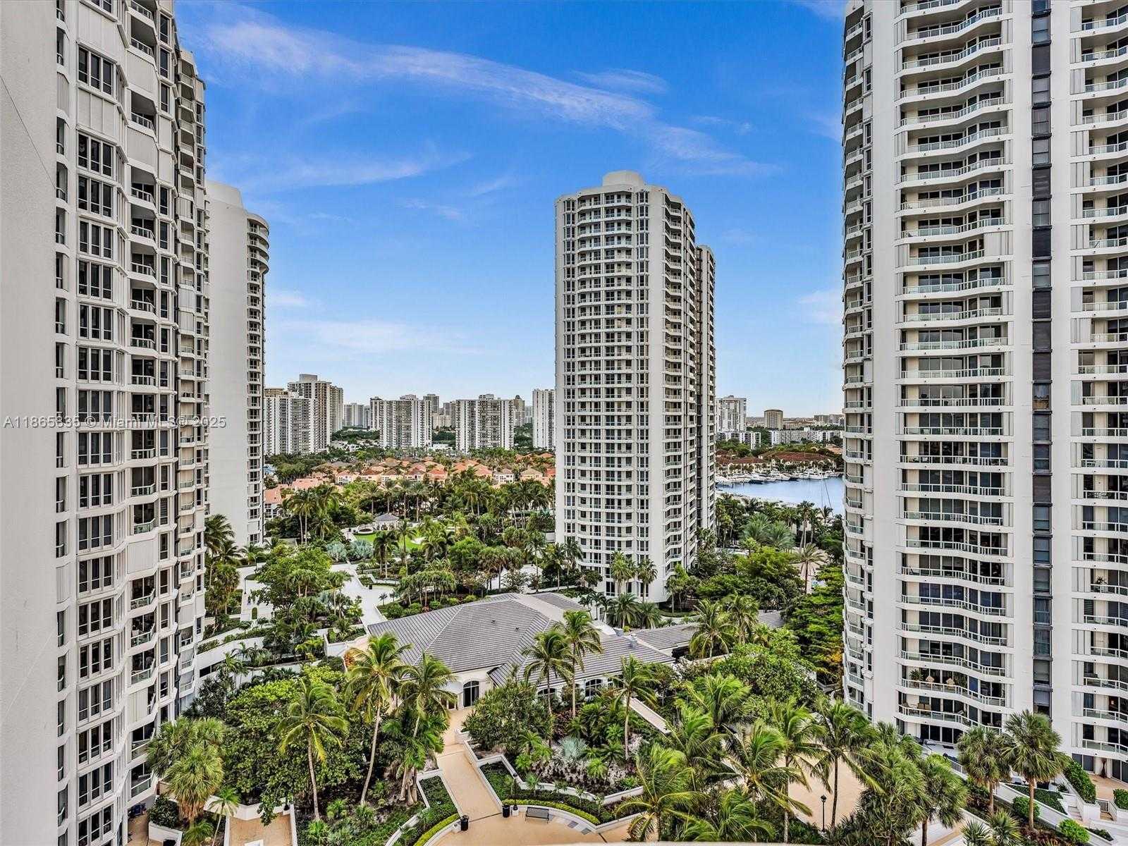 Small Image of 21200 POINT PL #1503, Aventura Number 54
