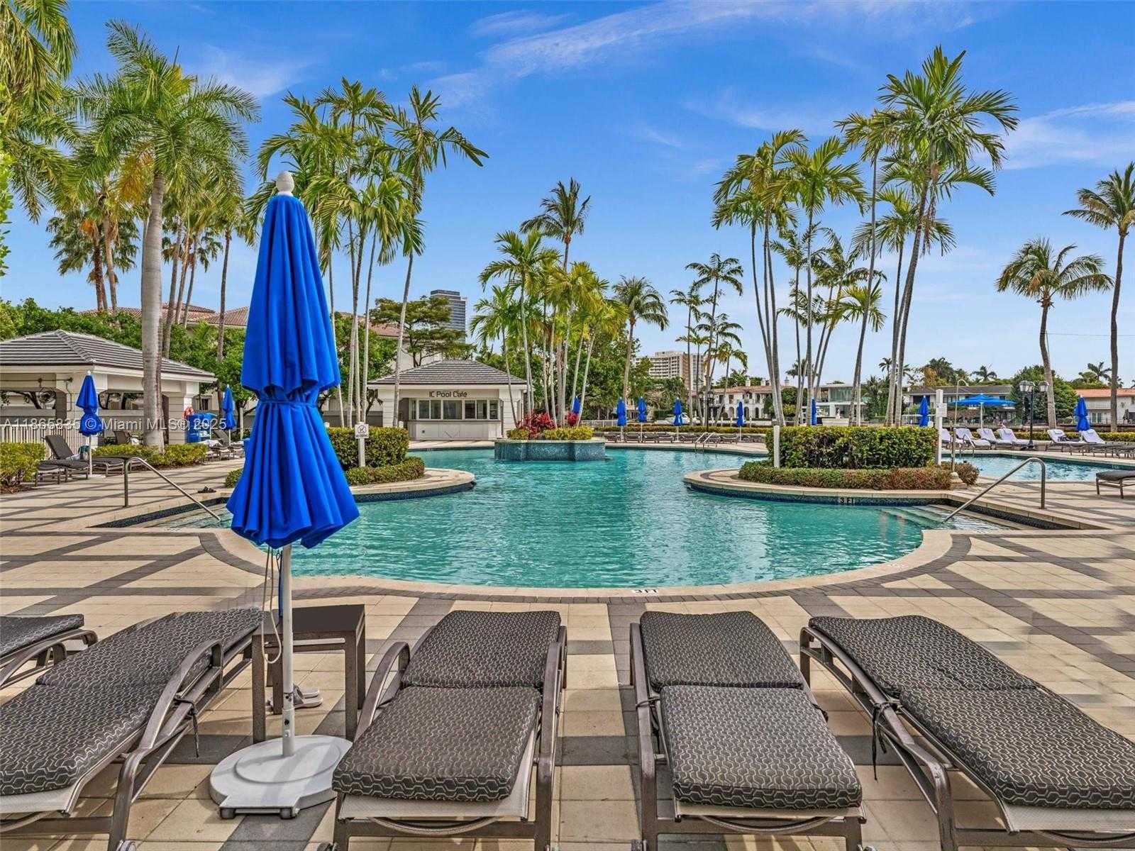 Small Image of 21200 POINT PL #1503, Aventura Number 61