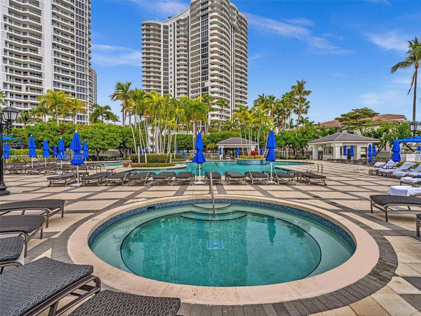 Small Image of 21200 POINT PL #1503, Aventura Number 62