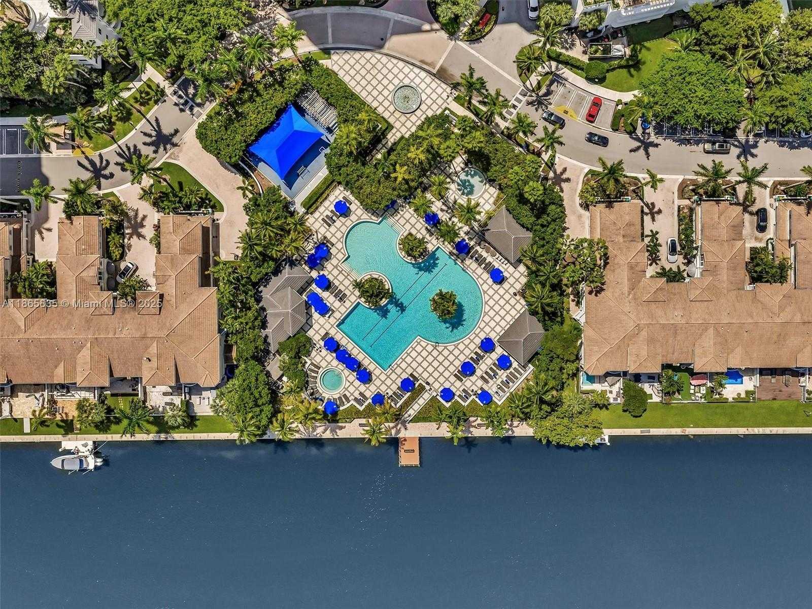 Small Image of 21200 POINT PL #1503, Aventura Number 72