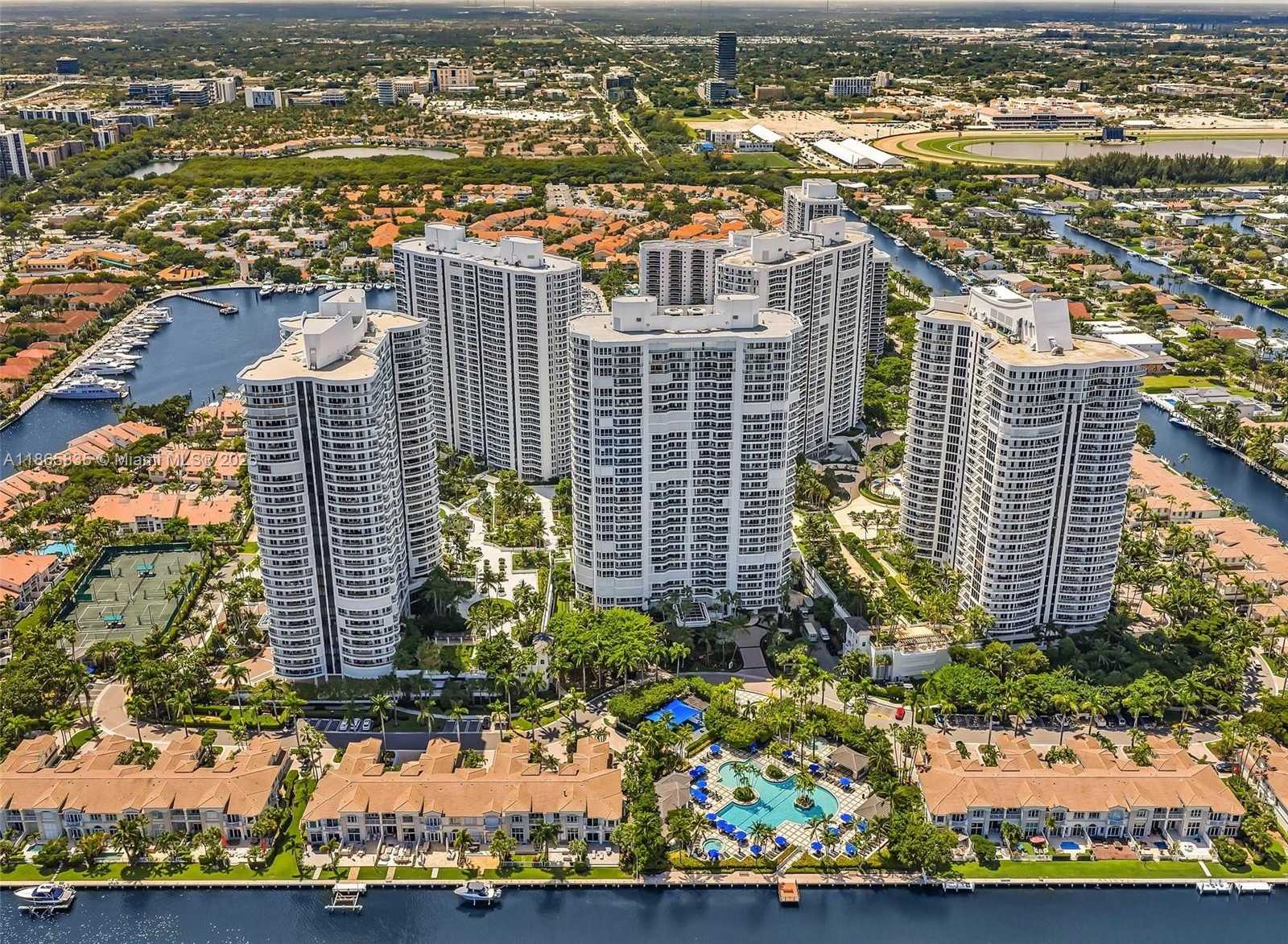 Small Image of 21200 POINT PL #1503, Aventura Number 73