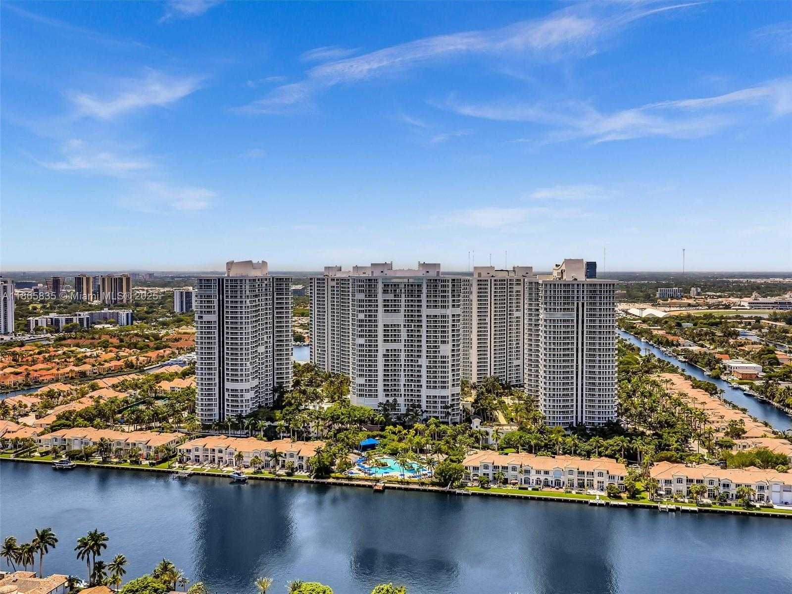 Small Image of 21200 POINT PL #1503, Aventura Number 74